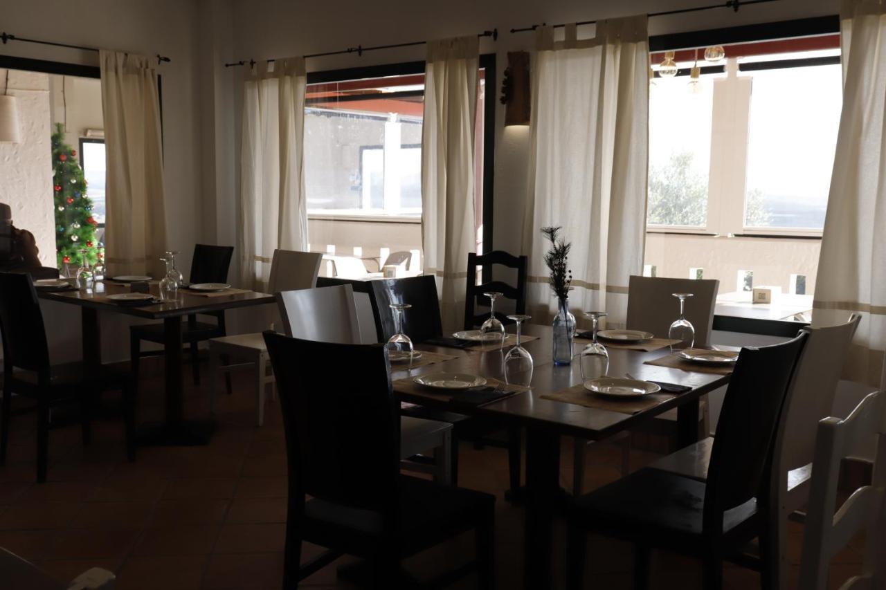 Hostal Restaurante Benalup Golf Extérieur photo