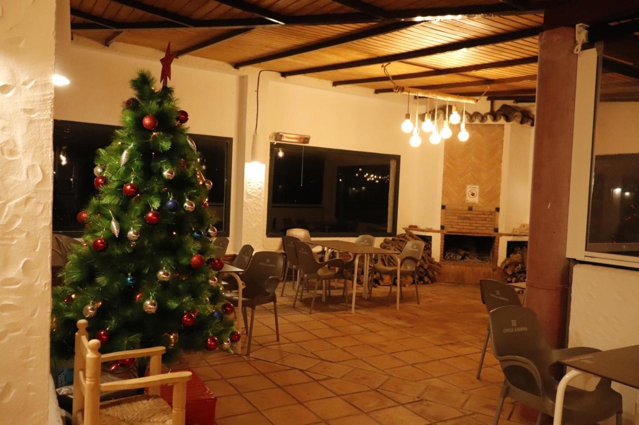 Hostal Restaurante Benalup Golf Extérieur photo