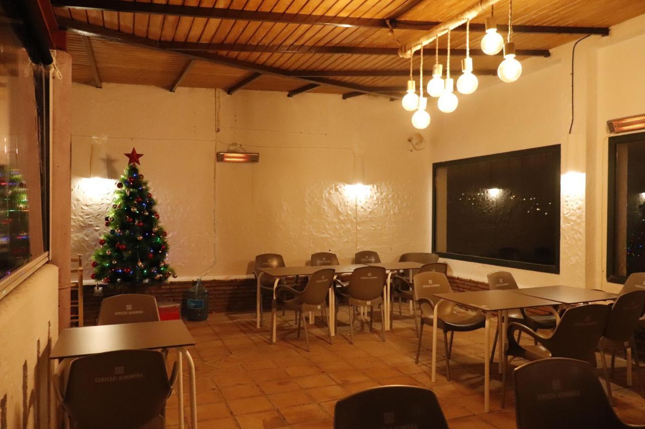 Hostal Restaurante Benalup Golf Extérieur photo