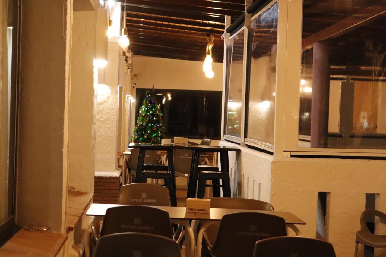 Hostal Restaurante Benalup Golf Extérieur photo