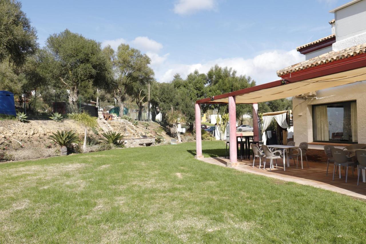 Hostal Restaurante Benalup Golf Extérieur photo